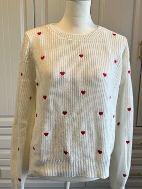 Lucky Brand White Crewneck Sweater with Red Heart Embroidery Size Large